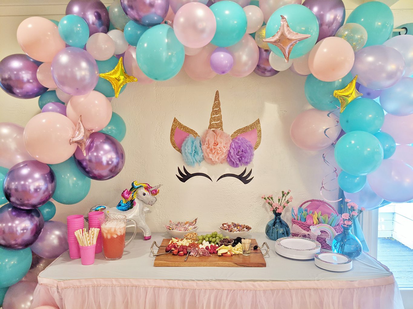 How To Throw A Magical Unicorn Birthday Party - Raising Hooks